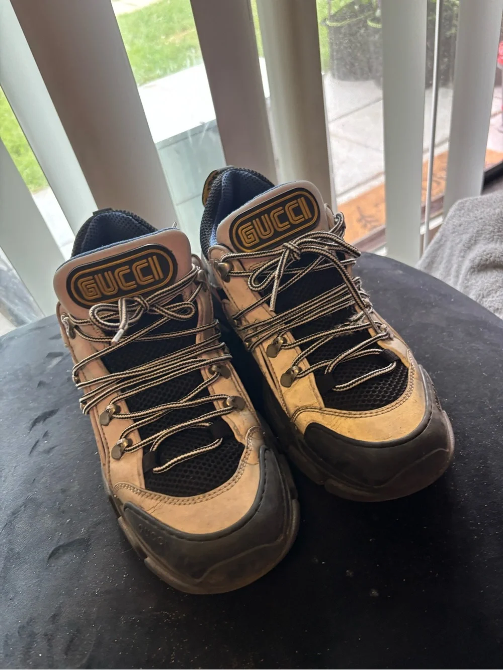 Authentic Men Gucci sneakers size 7